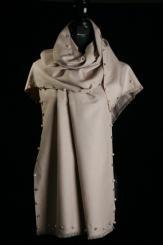 Schal mit Perlen -50% 