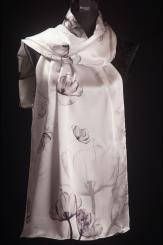 Seidenschal aus Satinseide, handgerollt 