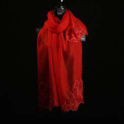 Schöne Stickerei mit Perlen 