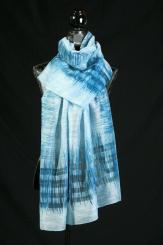 Schal aus Wolle mit Seide 