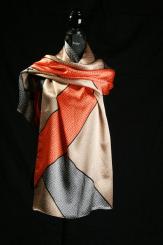 Seidenschal aus Satin-Seide 