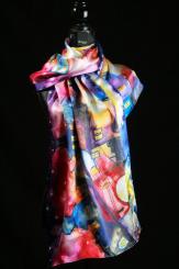 Seidenschal aus Satinseide mit Künstlermotiv 