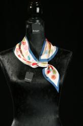 Schmaler Schal mit Einsteckschlaufe 