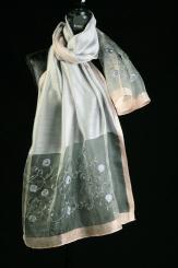 Schal aus Modal mit Seide 