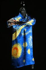 Seidenschal aus Satinseide mit Künstlermotiv 