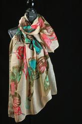 Schal mit Schmetterlingen 