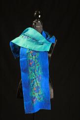 Schal aus Seide mit Wollfilzumrandung 