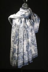 Seidenschal aus Pongeseide 