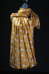 Seidenschal aus Pongeseide 