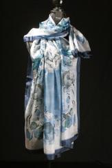 Seidenschal aus Pongeseide 