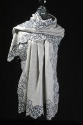 Schal aus feiner Merinowolle 