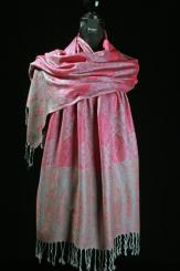 Schal aus Seide mit Viskose 