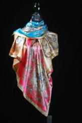 Seidentuch aus Satinseide 