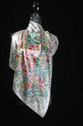 Seidentuch aus Satinseide 