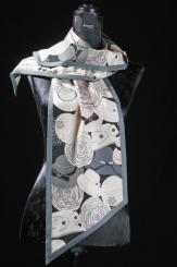 Schal aus Wolle mit Seide 