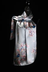 Seidenschal aus Satinseide 