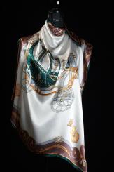 Seidentuch Satin handgerollt 