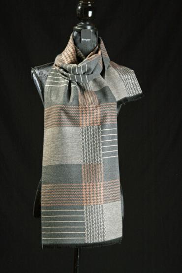 Schal aus Seiden Fleece 