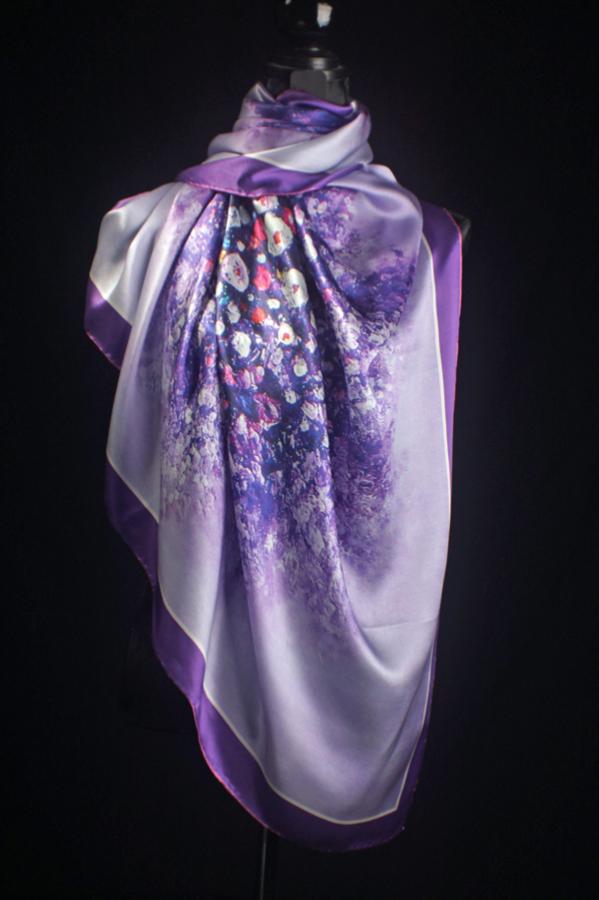 Seidentuch Satin leuchtende Farbe 