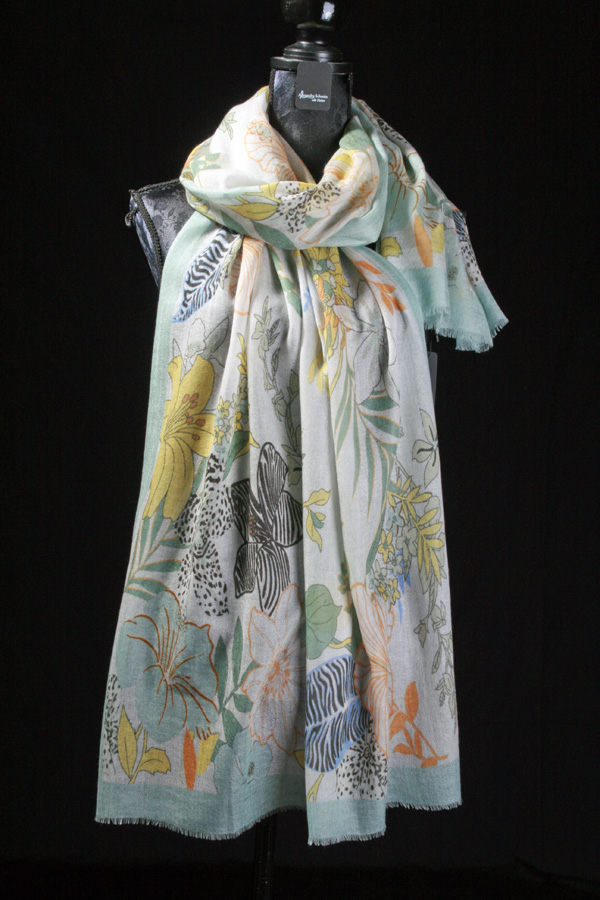 Kaschmirschal mit Blumen 
