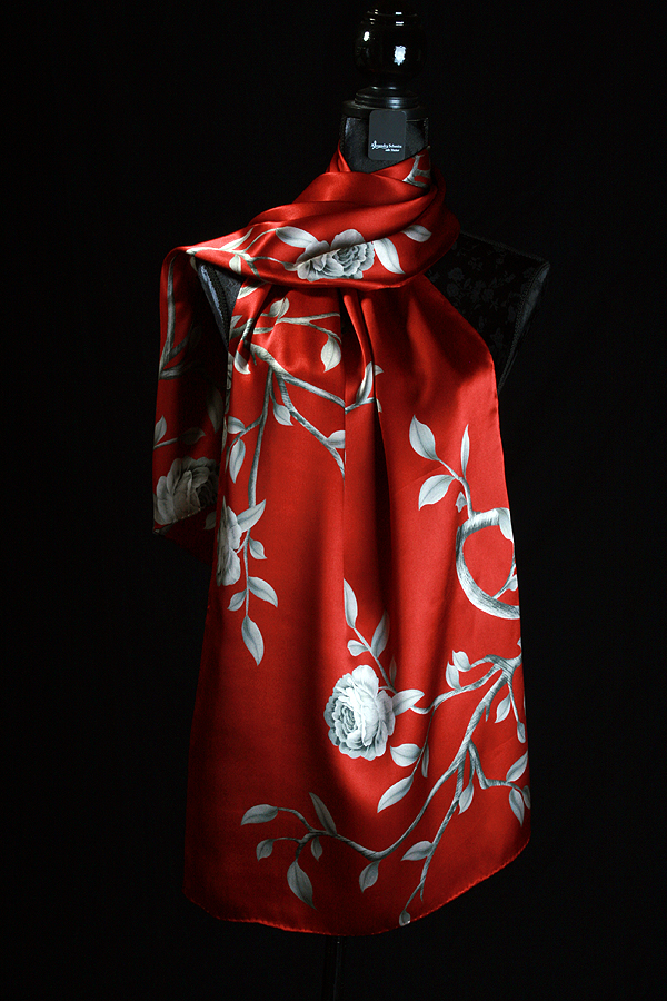 Seidenschal mit Blumen 